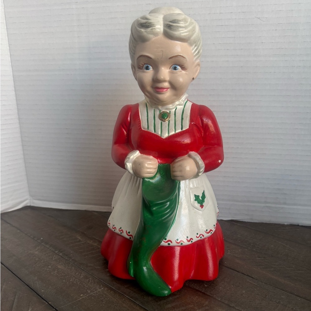Christmas Mrs Claus Ceramic Holiday Figurine